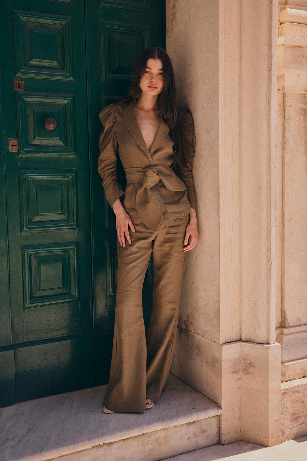 Pantalón Carlota lino verde oliva