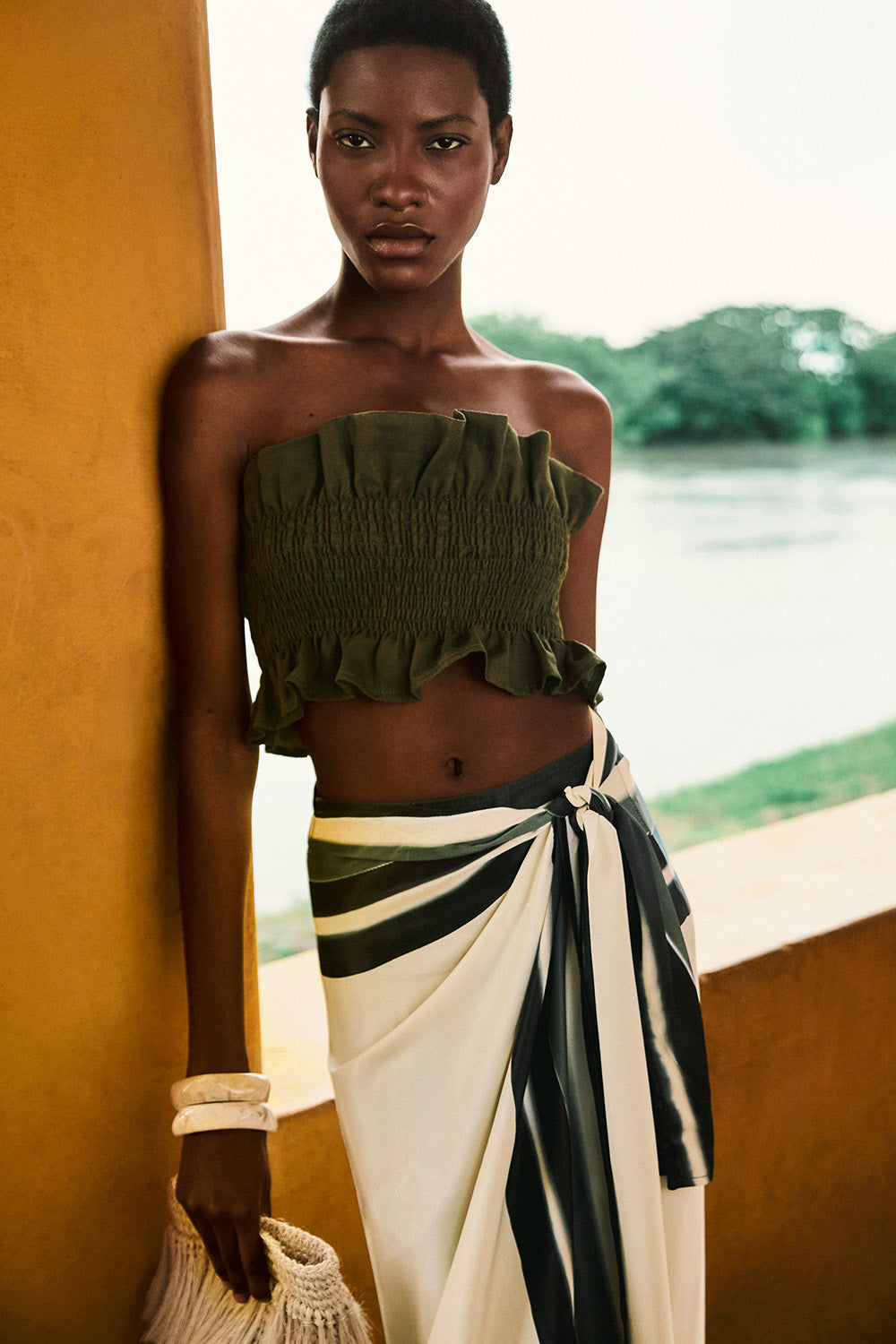 Crop top caracola verde oliva