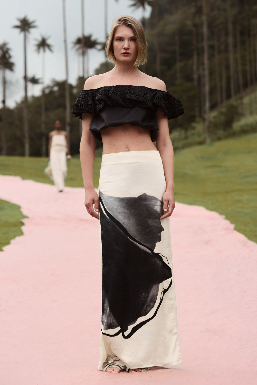 Falda luna de cocora ivory negro