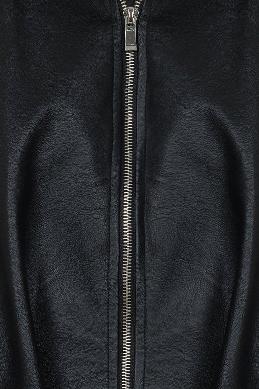 Chaqueta Chasse negro cuerina