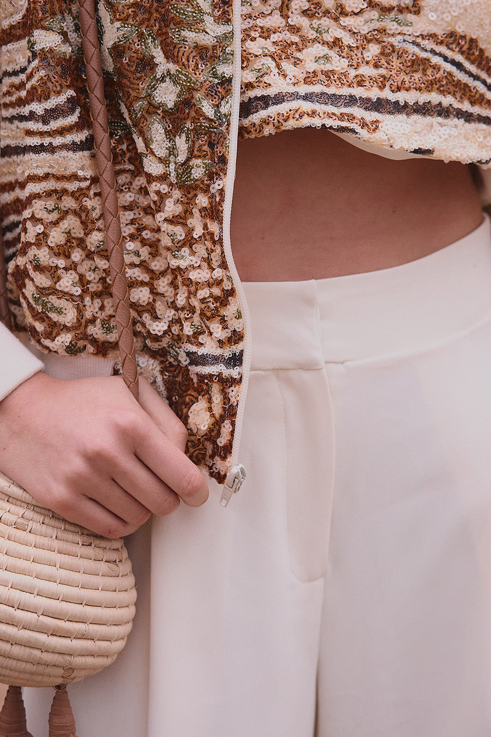 Chaqueta galeria cañalejas peanut