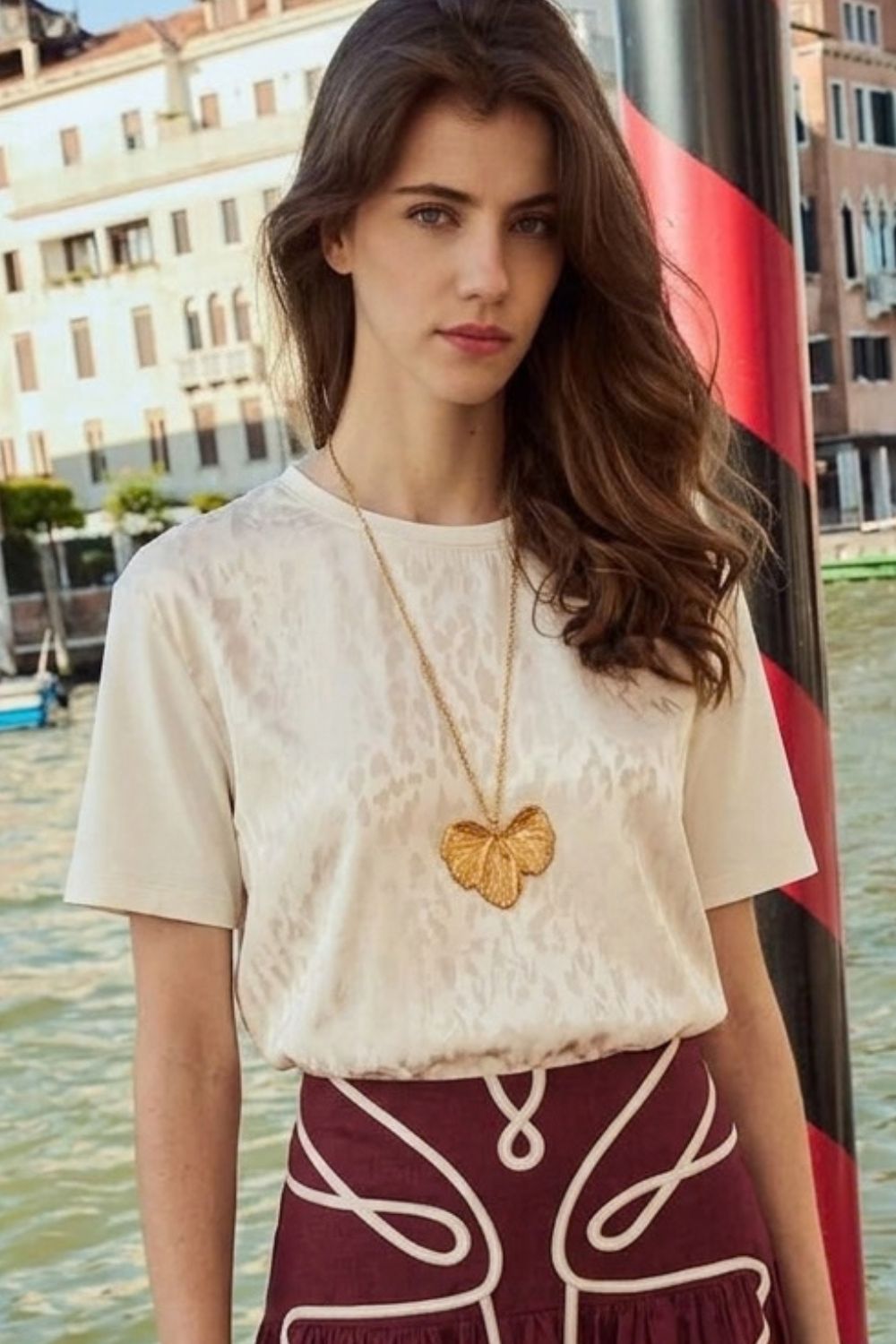 Camiseta lourdes bern vainilla