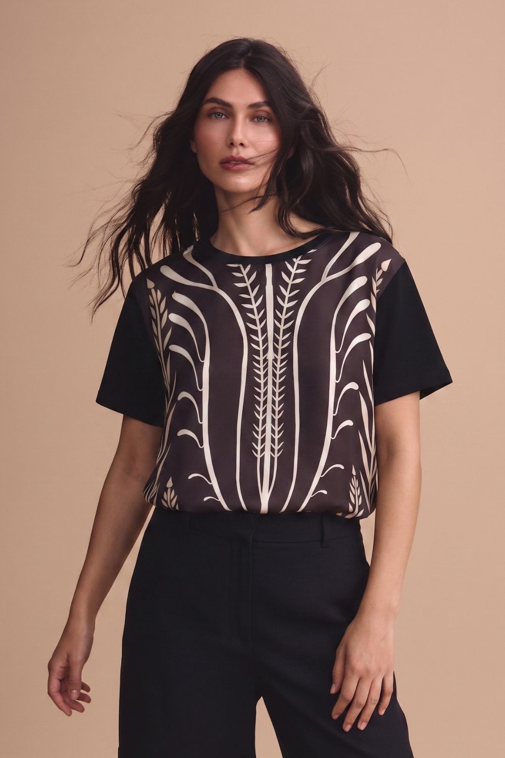 Lourdes black t-shirt