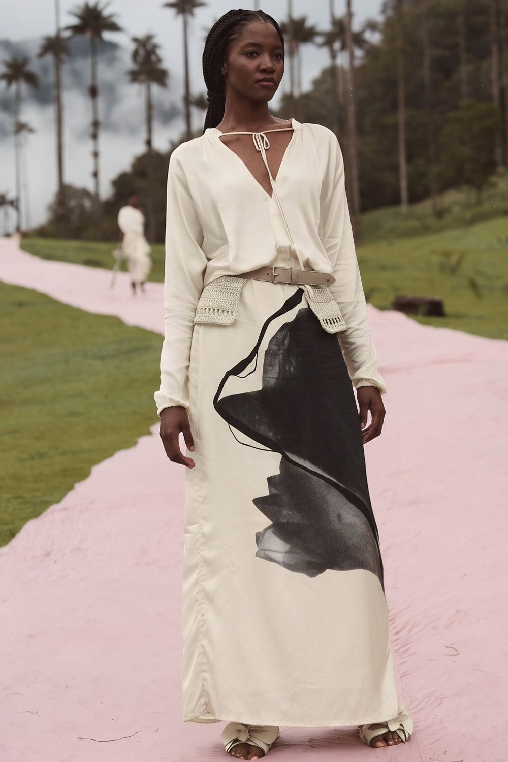 Vestido Orquídea salvaje ivory negro