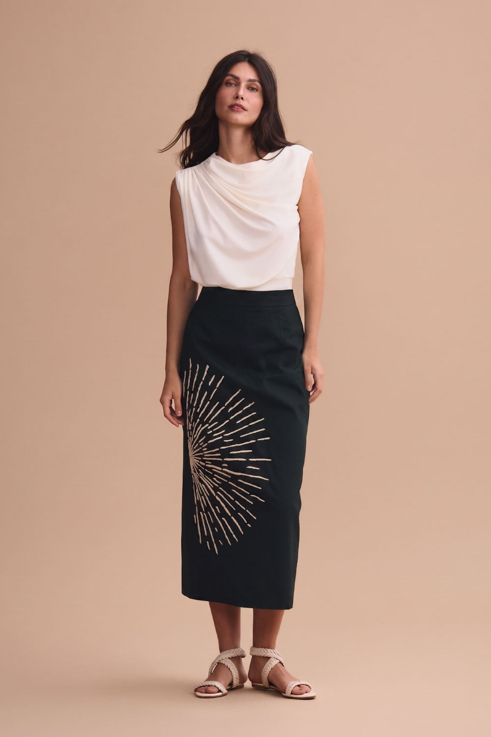 Falda venecia negro