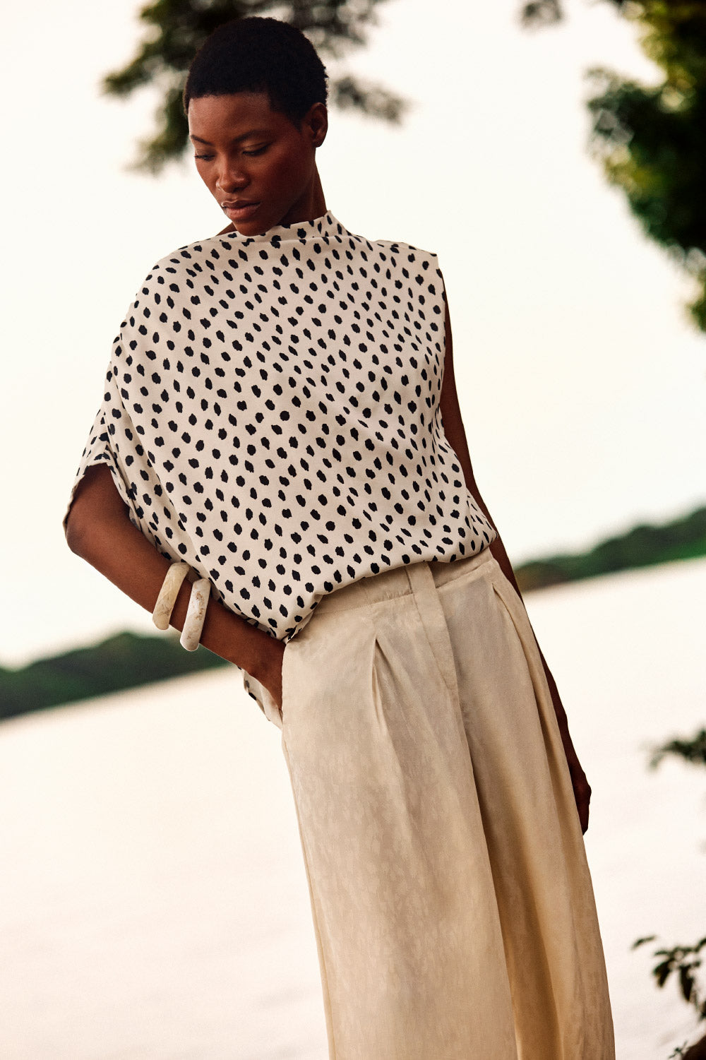 Blusa tibet ivory negro
