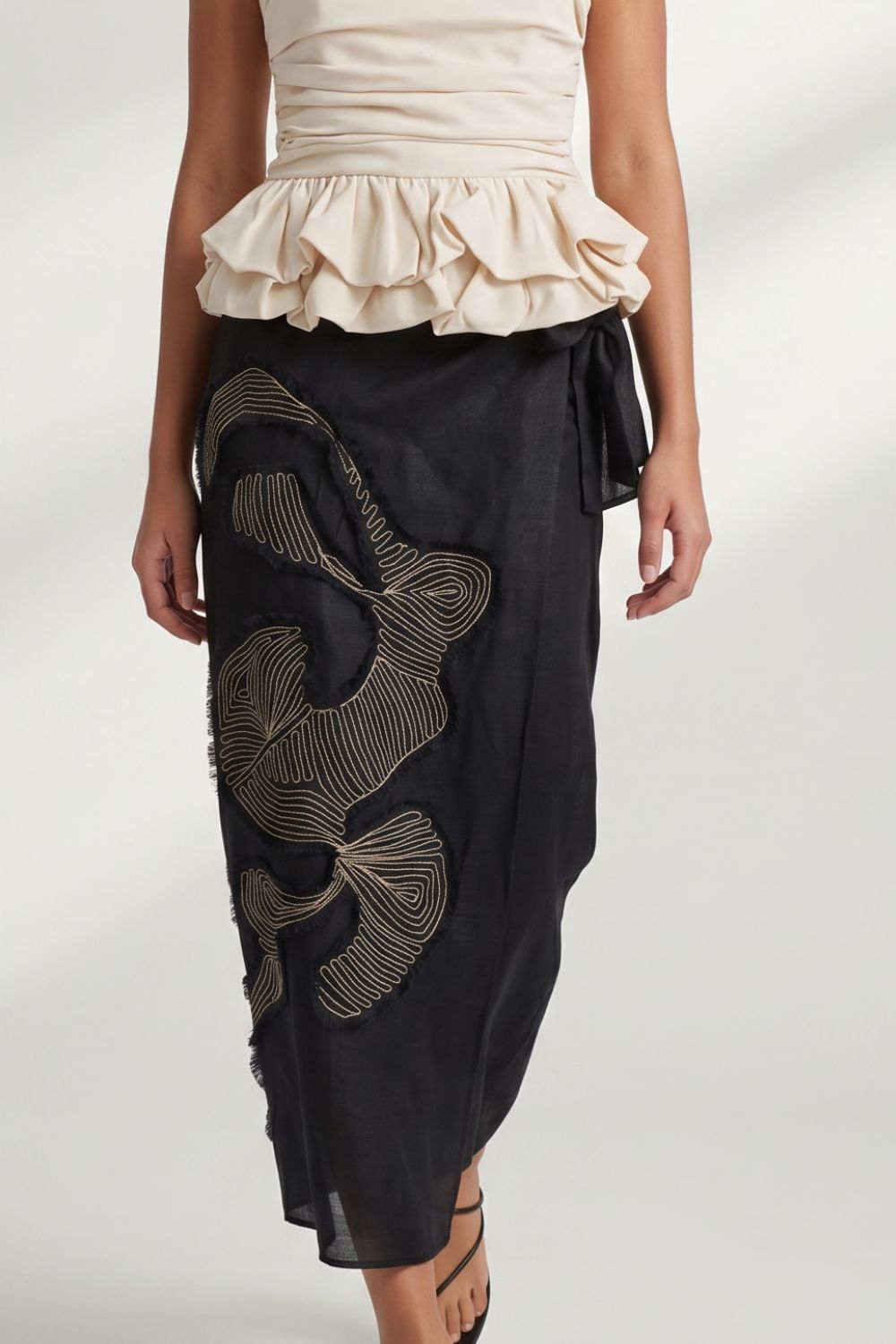 Falda samoa negro
